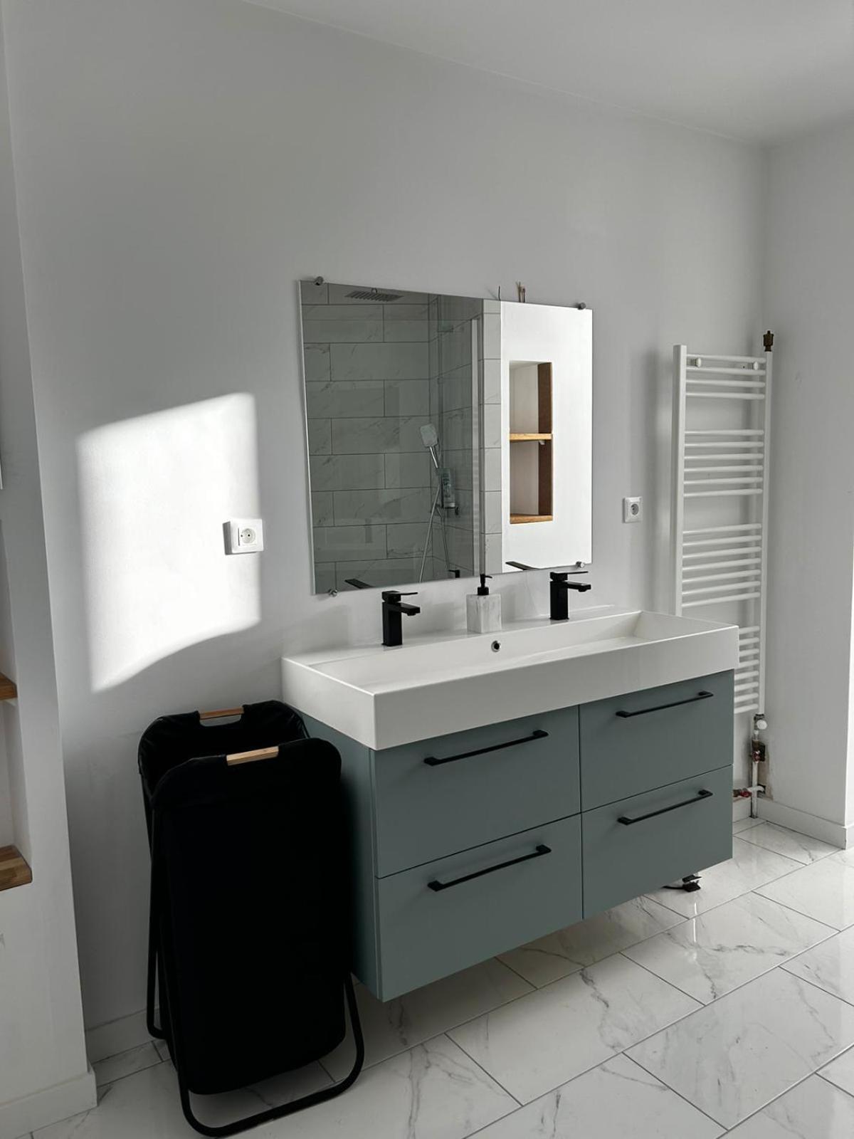 Bel Appartement Тулон Екстериор снимка